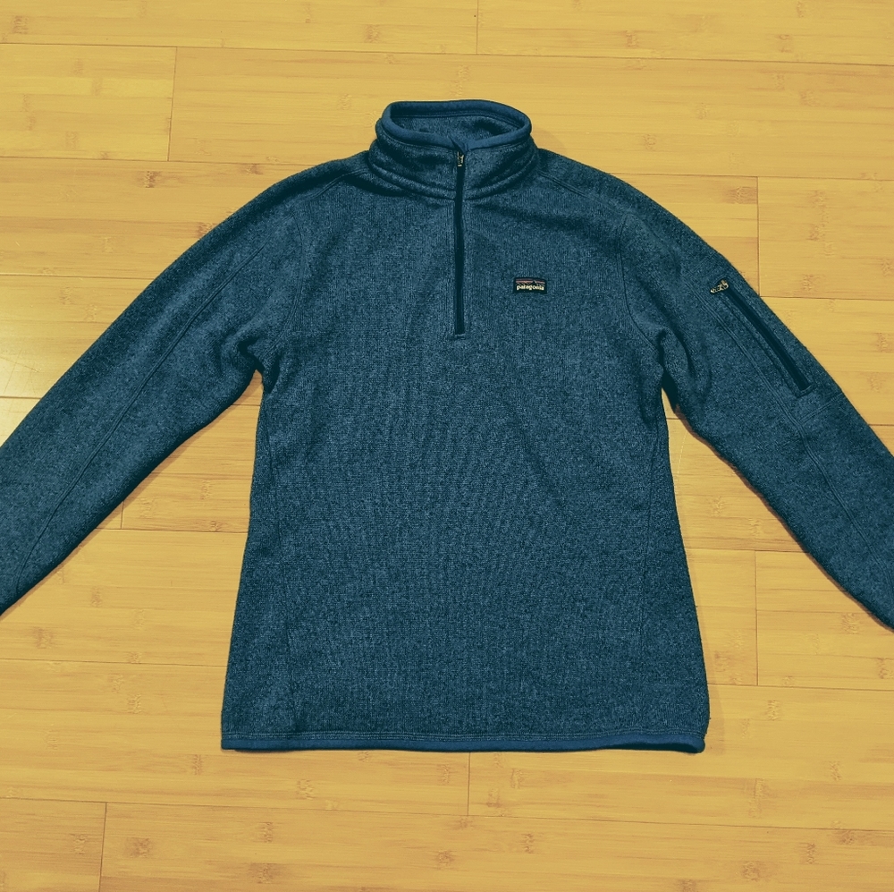 Patagonia Women's Navy Blue Quarter-Zip Sweater